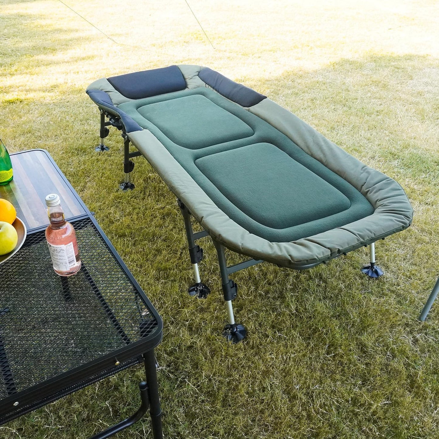 2026 Campingbetten für Erwachsene, 150 kg, mit Tragetasche, robustes Klappbett mit weich gepolstertem Kissen, tragbares Militärbett für die Jagd, um 180° verstellbare Liegefläche für den Außenbereich