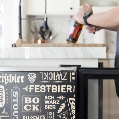 2026 Getränkekühlschrank | Freistehender Kühlschrank für 126 Dosen mit Glastür mit Scharnier rechts | Mini-Getränkekühlschrank, perfekt für Bier, Wein, Limonade und kühlere Getränke