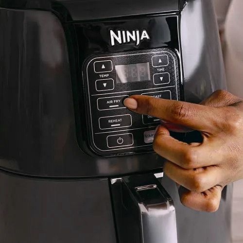 2026 Ninja AF101 Heißluftfritteuse, 4 Qt, Schwarz/Grau