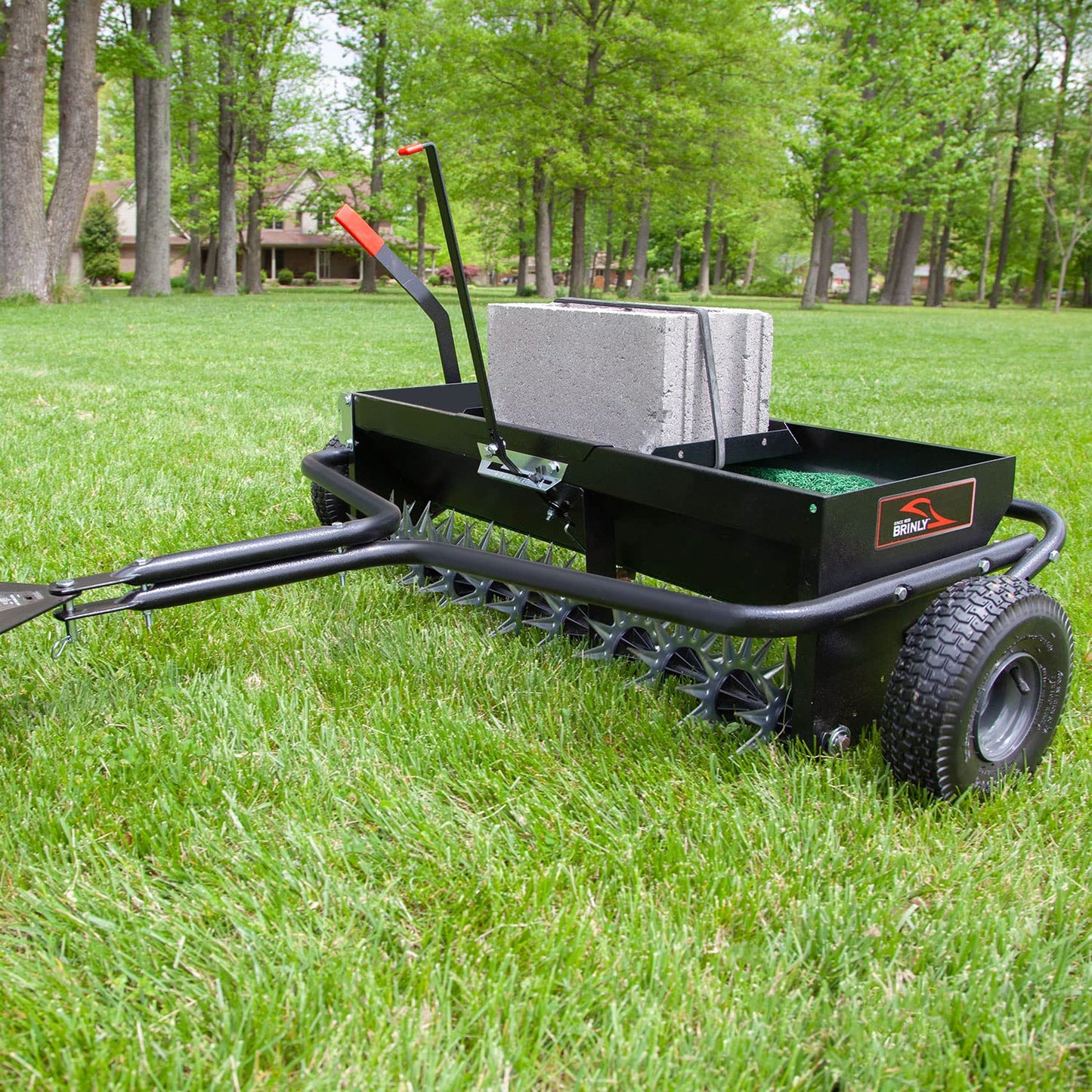 2026 Brinly AS2 40BH P Kombination Aerifizierer Streuwagen