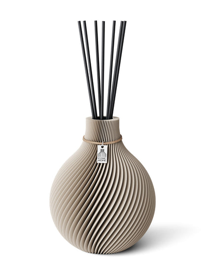 Duftvase Sphere Cozy Greige 17,5 cm ICONIC HOME Naturfarbenes Band