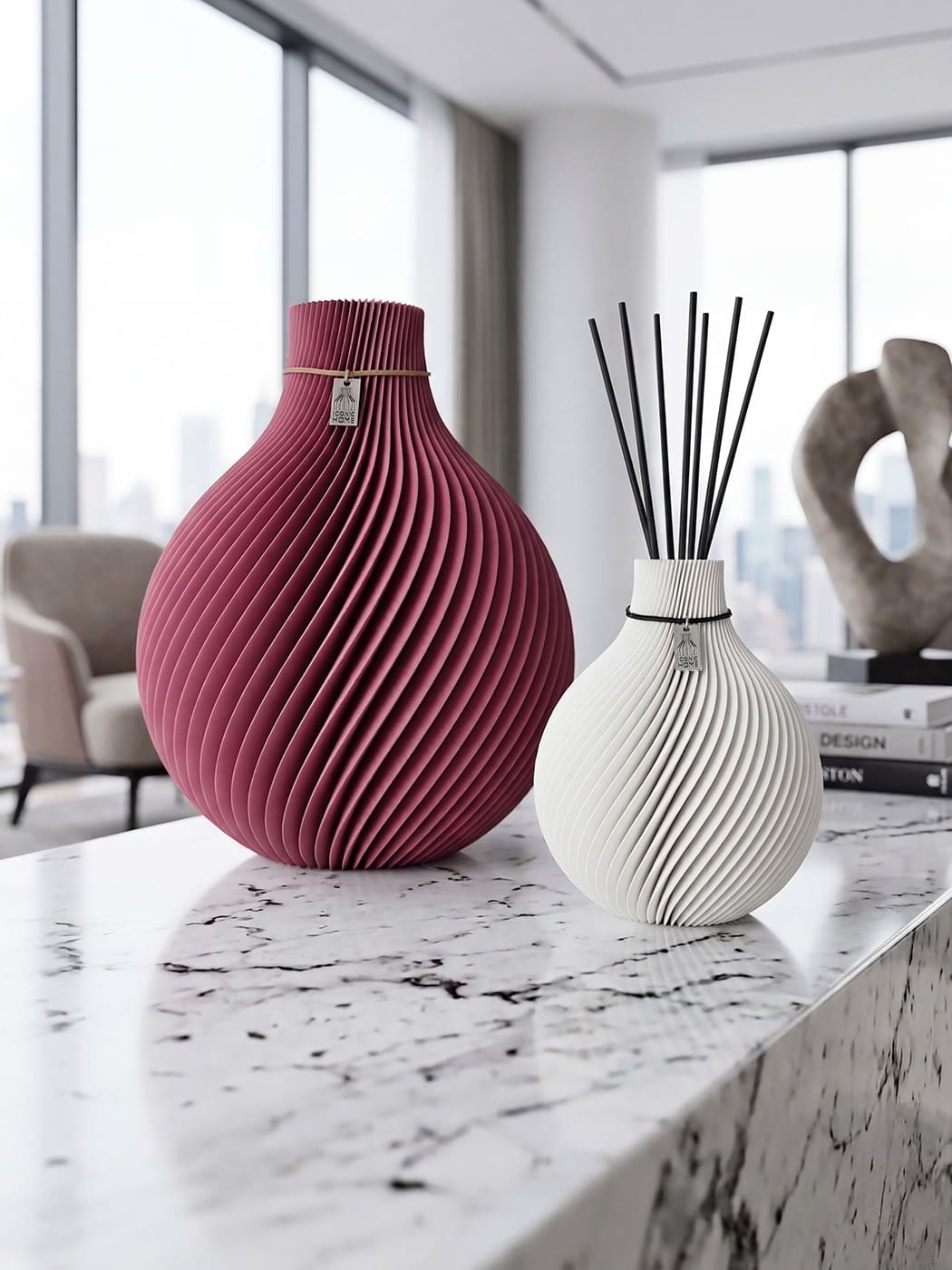 Große Vase Sphere und kleine Duftvase - Berry & White